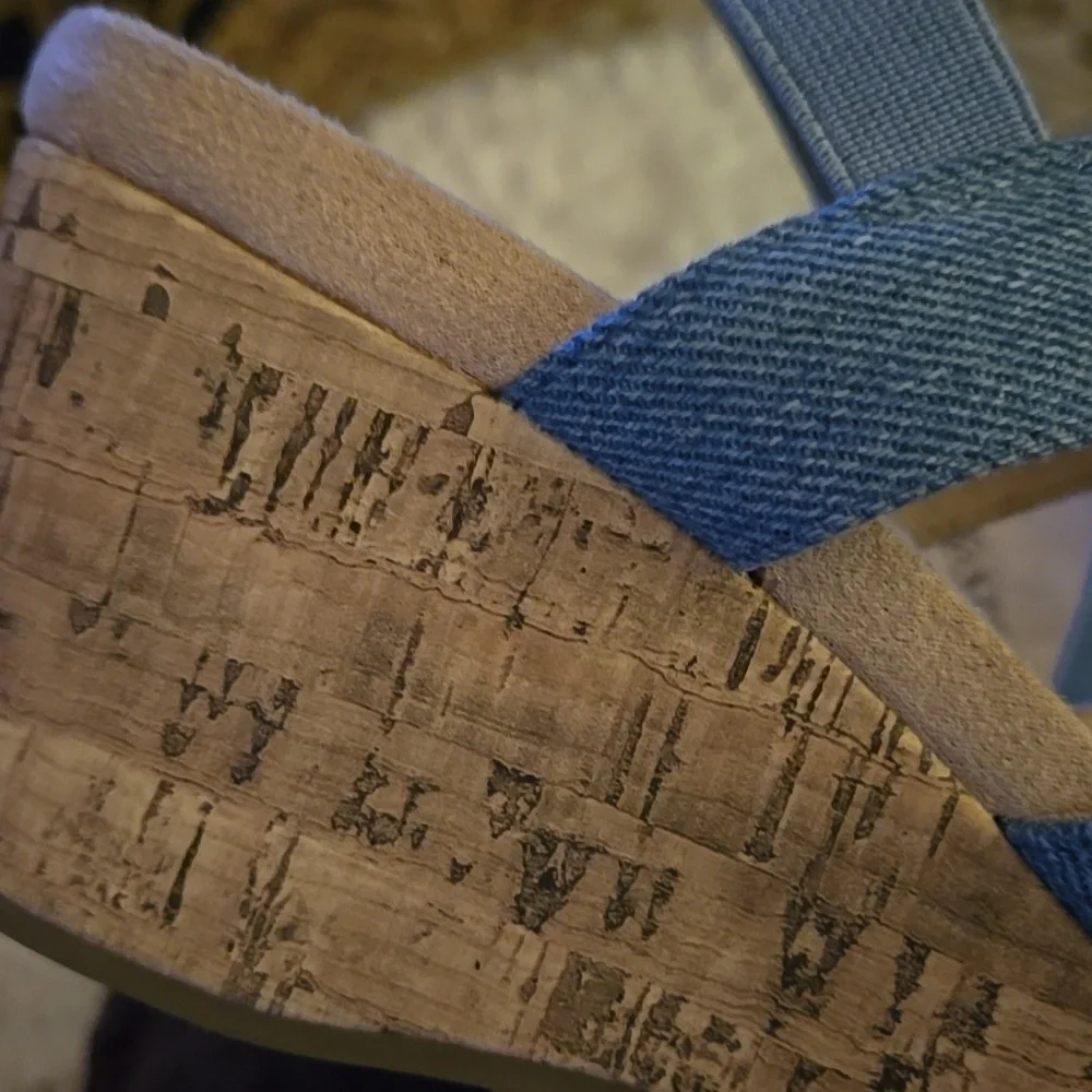 LifeStride Danita Blue Chambray Denim Cork Wedge Sandal Stretch Slingback 8 EUC - Picture 10 of 10